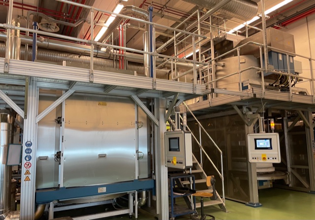 Forni di pirolisi e infiltrazione da silicio liquido