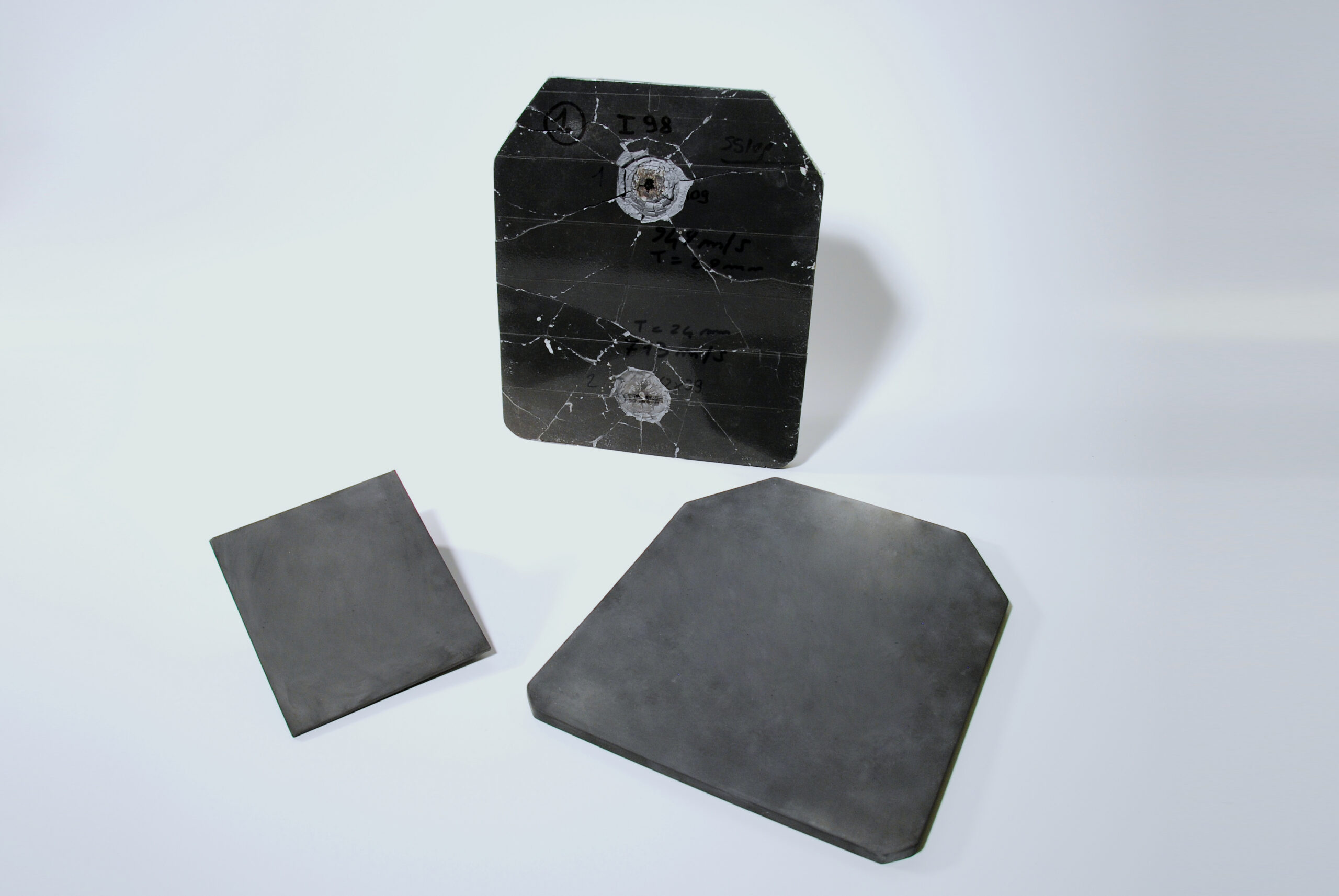 Energy absorbing material - advanced ceramics
